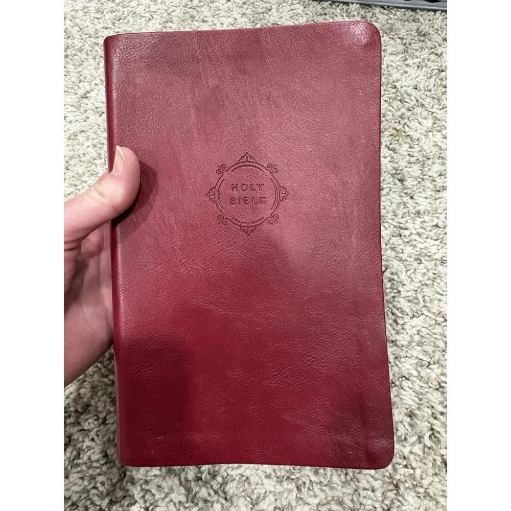 NKJV Holy Bible New King James Version Red Leather-Soft GIANT PRINT Reference